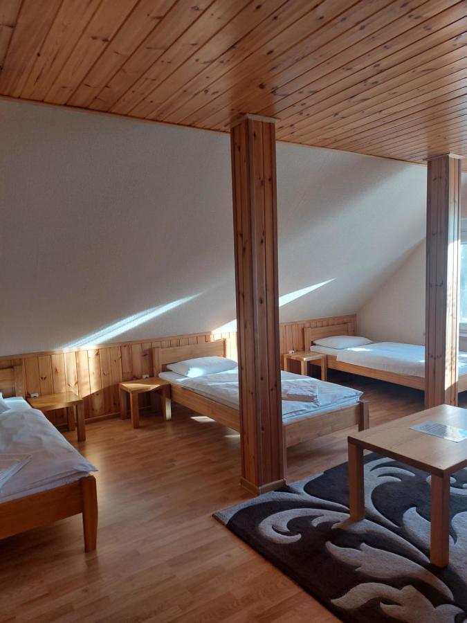 Asmonienes Sveciu Namai "Senoji Mokyklele" Smalininkai Exterior foto