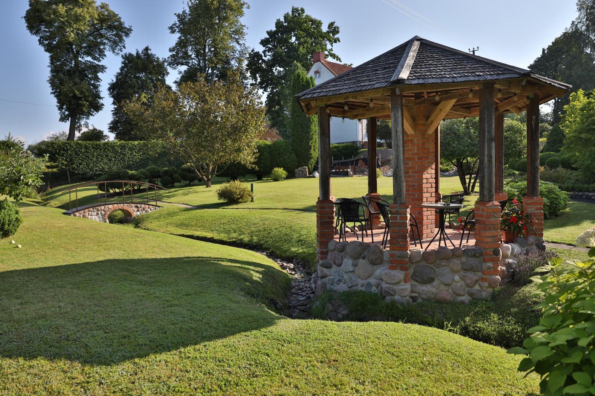 Asmonienes Sveciu Namai "Senoji Mokyklele" Smalininkai Exterior foto