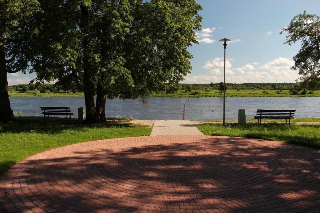 Asmonienes Sveciu Namai "Senoji Mokyklele" Smalininkai Exterior foto