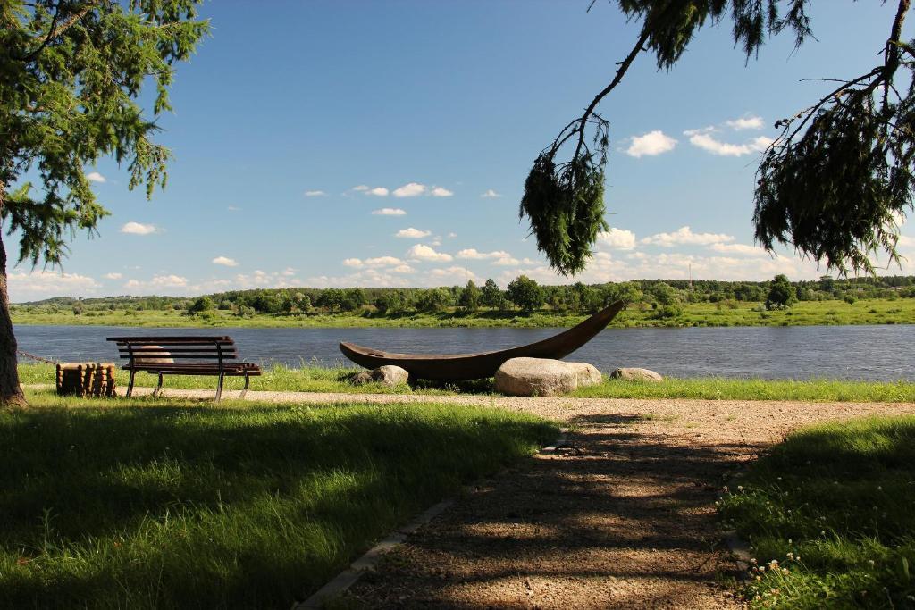 Asmonienes Sveciu Namai "Senoji Mokyklele" Smalininkai Exterior foto